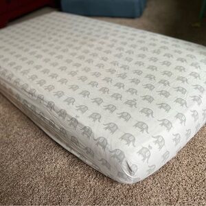 Pottery Barn Kids Taylor organic crib sheet gray elephants